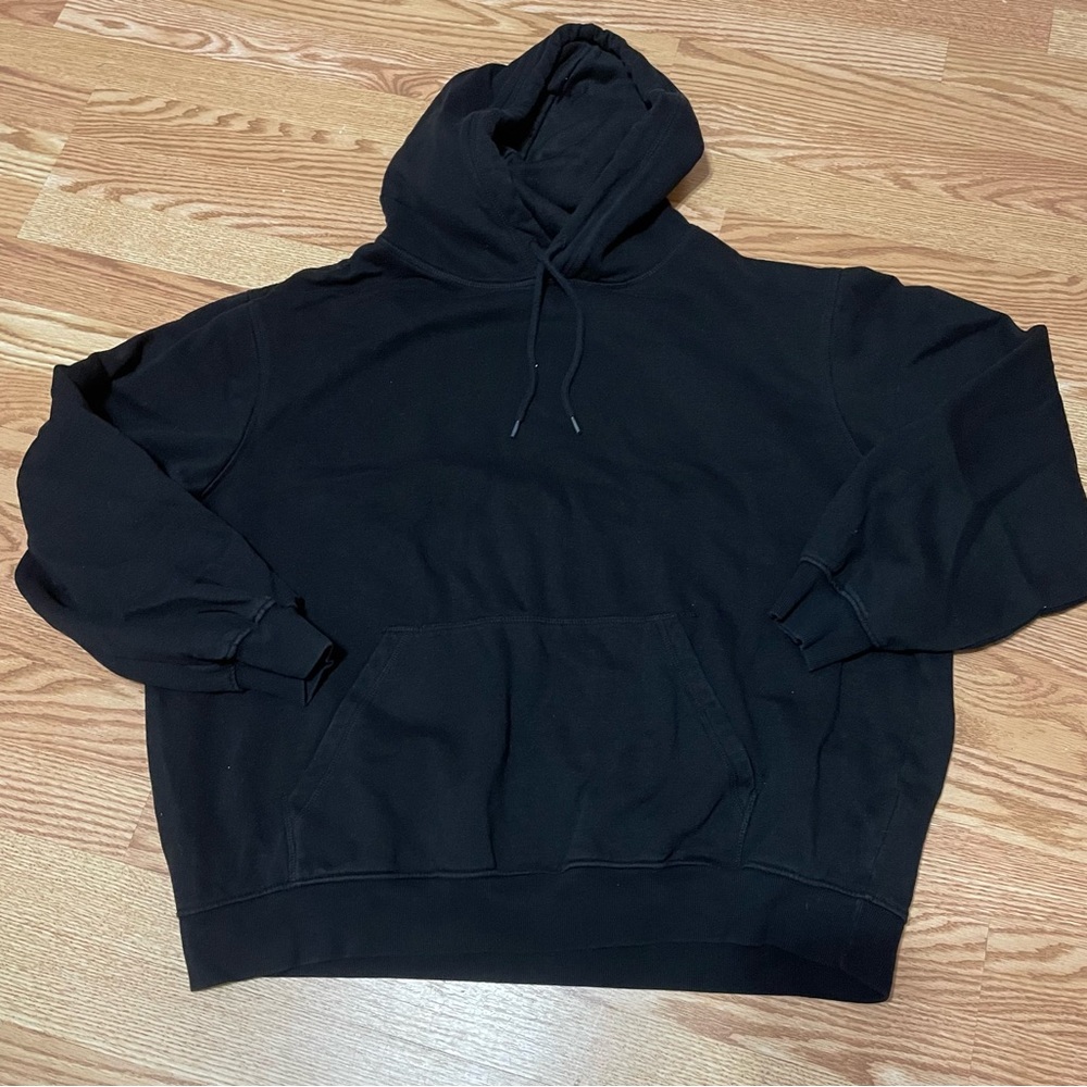 H&M Men’s Basics Black Hoodie Relaxed Fit (XL/ Extra Large)